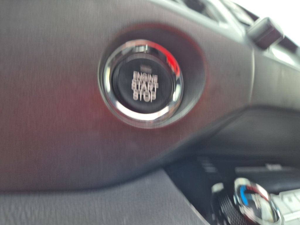 1000441829