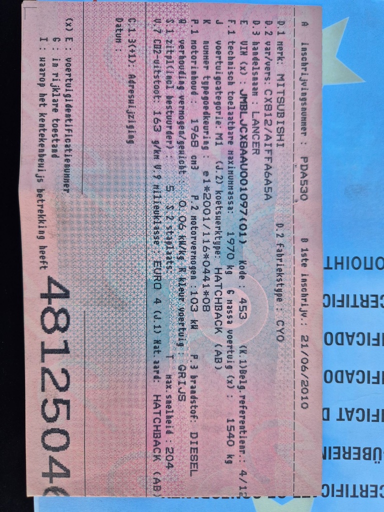 1000347696