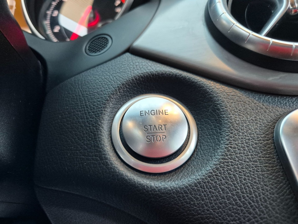 1000356758