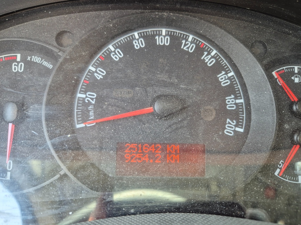 1000416310
